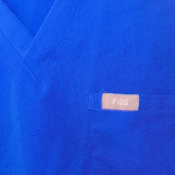 Figs women’s Blue Catarina V-Neck scrub top XL medical uniform nurse doctor - Picture 2 of 9